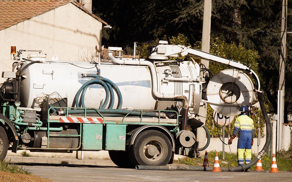 déboucher grosse canalisation Le Plessis-Bouchard